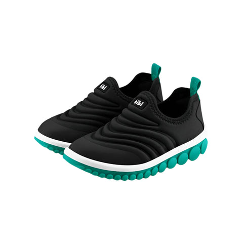 Roller Sneakers in Black and Slime Green