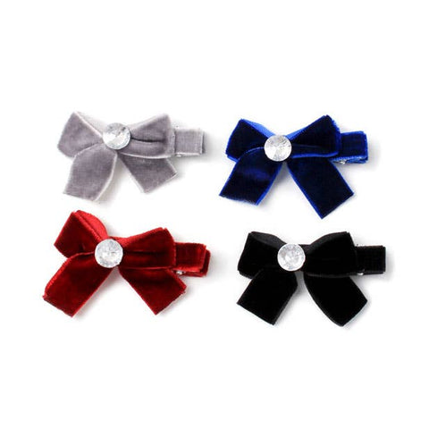 Card of 2 velvet bow hair clips 5cm