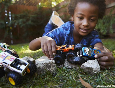 HOT WHEELS MONSTER TRUCKS 1:64 DEMOLITION DOUBLES ASSORTED